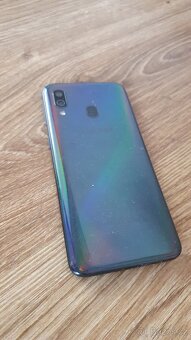 Samsung A40 - 4