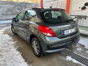 Peugeot 207 1.4 55kW, 2010, benzín – výborný stav - 4