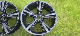 Originální alu kola Audi Sport Q8 R21 - 4