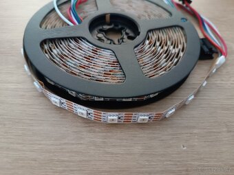 LED pásek digitální WS2815, 12V, 60led/m, 5 metru, IP30 - 4