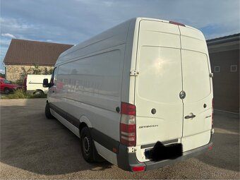 Mercedes Benz Sprinter - 4