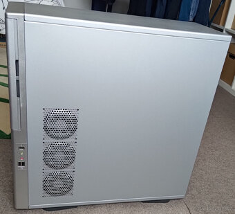 pocitac i7-3770K, 32 GB DDR3, GTX-1060 6 GB, 2xSSD 2xHDD - 4