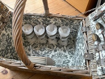 Novy piknikovy kos - 4