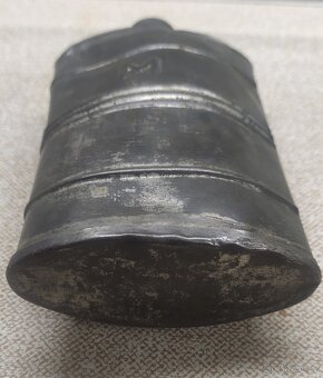 Plechovka od oleje. - 4