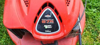 Sekačka se startováním a velmi silným motorem - 4