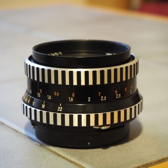 Prodám Pentacon SIX TL se 3 objektivy. - 4