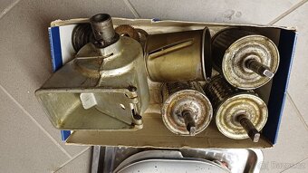 Kuchyňský robot - 4