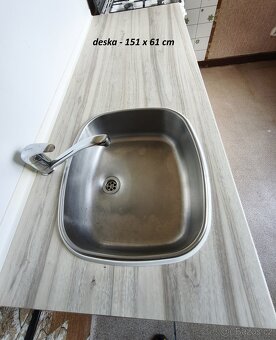 Malá kuchyňská linka (150 cm) - 4