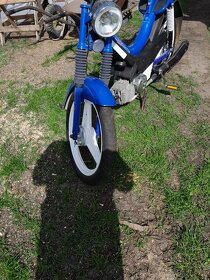 Moped KORADO - 4