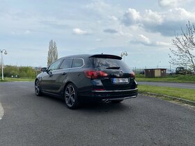 Opel Astra J Tourer 1.6 SIDI - 4