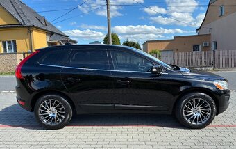 VOLVO XC60 2,4D 4x4 AWD, AUT., 143 kW - 4