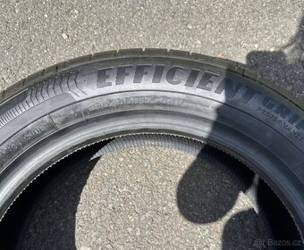 NOVÁ SADA(4ks) LETNÍCH PNEU GOODYEAR EFFICIENTGRIP 215/55R17 - 4