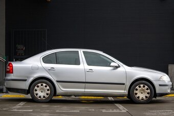 Škoda Octavia 1.6 MPI Ambiente - 4