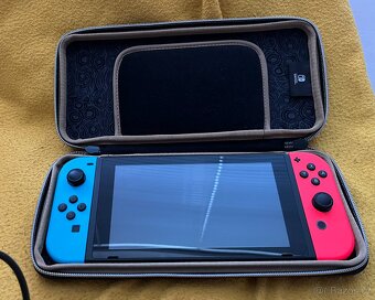 Nintendo Switch+Pro ovladač+MemoryCard+Obal+Sklo - 4