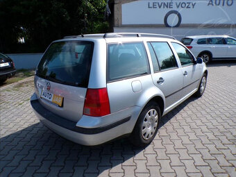 Volkswagen Golf 1,6 16V-HNED ODJÍŽDÍTE - 4