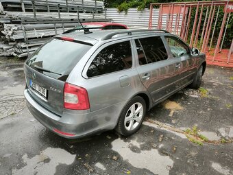 Škoda Octavia 2 facelift, combi 2,0 DSG 117k najeto - 4