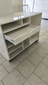 Prodejní pult nebo recepce na zakázku - lamino bílý lesk - 4