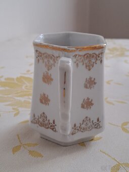 hrníček šestiboký s motivem z Prodané nevěsty - 4