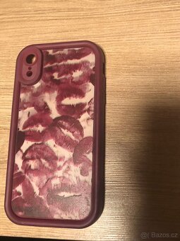 Prodám telefon iPhone XR - 4