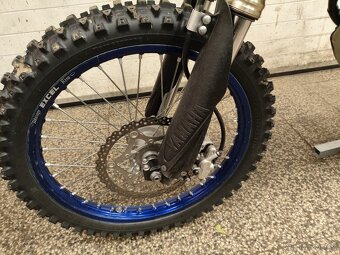 Yamaha yz 250 f - 4