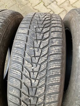 Hankook zimní pneu 215/65 R17 - 4