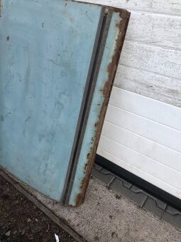 Dveře  přední  wartburg 311 - 4