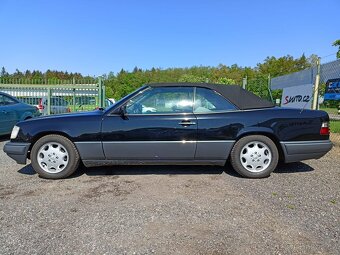 Mercedes-Benz 320 Cabriolet - 4