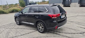 Mitsubishi Outlander 2.2DI-D automat - 4