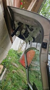 Škoda Octavia 1 páté dveře stříbrné - 4