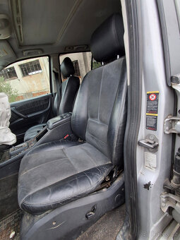 náhradní díly z bouraného mercedes ml w163 270cdi automat - 4