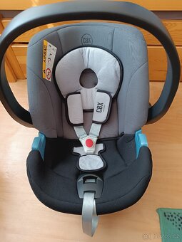 Autosedačka Cybex (vajíčko) - 4