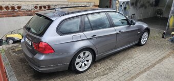 BMW 320i 125kw Automat - LCI - Kůže, Velká NAVI, Panorama - 4