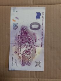 bankovka 0 euro rolí hnízdo - 4