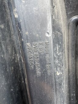 Maska Škoda Superb 3 - 4