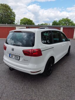 Seat Alhambra 2.0tdi 103 Kw-Style,serv,xenon,pano,7mis,pano, - 4