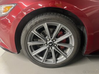 Ford Mustang 3,7 V6 Manuál - 4
