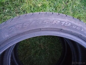 Letní Pirelli 255/35 R19 - 4