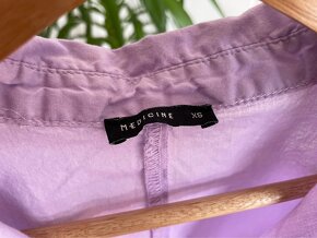 Medicine z Answear fialová fialková lila volnější oversize - 4