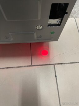 Nepoužitá myčka Beko BDIN38650C - 4