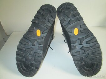 Lowa GTX....vel.39,5 - 4