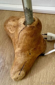 UPCYKL lampa bílá na dřevě polohovací FUNKČNÍ - 4