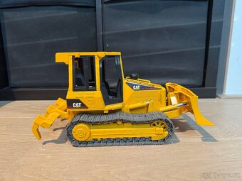 Buldozer CAT - Bruder toys - 4
