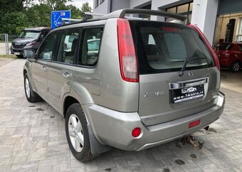 Nissan X-Trail 2.2 DCi 4x4 nafta manuál 100 kw - 4