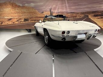 Chevrolet Corvette C2 - 4