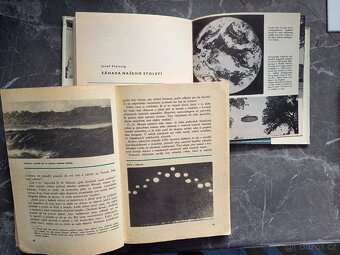 Šest knih dokumenty o UFO - 4