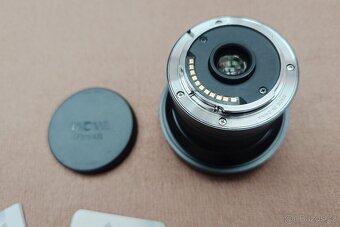 Prodám Laowa 6 mm f/2 Zero-D M4/3 - 4