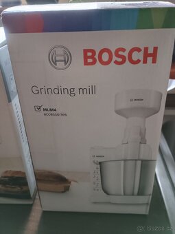 Kuchyňský robot BOSCH MUM48A1 - 4
