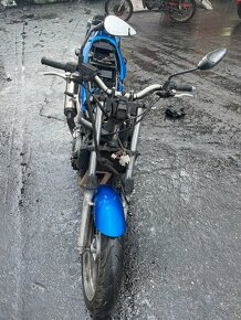 Kawasaki ER-5 2000 - 4