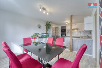 Prodej rodinného domu, 350 m², Újezd u Svatého Kříže - 4