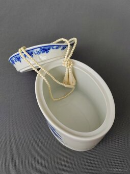 Krásná porcelánová doza na cukroví nebo šperkovnice Hutschen - 4